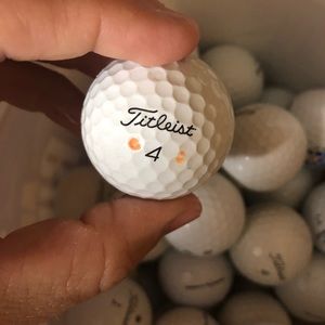 30 Titleist Pro V1 Golf Balls - Recycled/Recovered